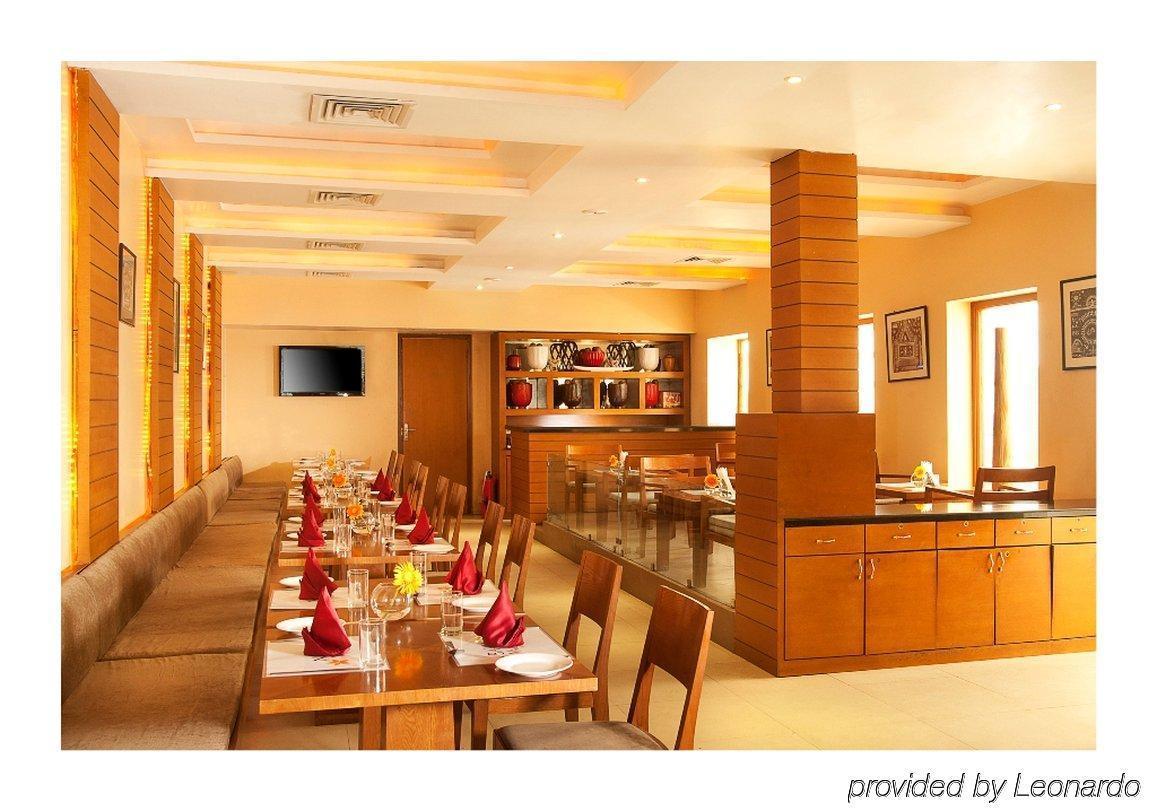 Hotel Walson Spa'O'Tel 콜카타 레스토랑 사진